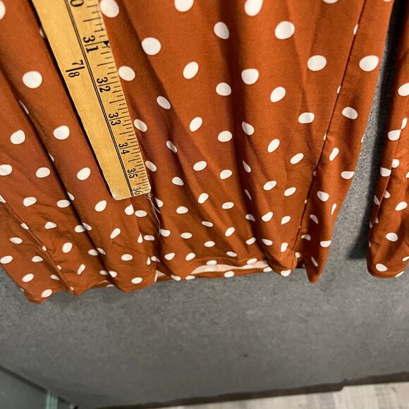 Girl With Curves Regular Wide Leg Printed Knit Pants Rust Dot, X-Large - Picture 4 of 9